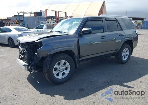 2016 Toyota 4Runner Sr5 z USA, uszkodzony, nr VIN JTEZU5JR7G5122109